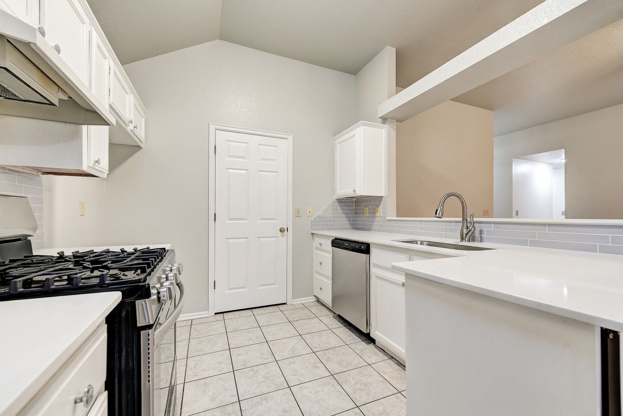 1904 Pendleton Dr #1 - Photo 6 of 18