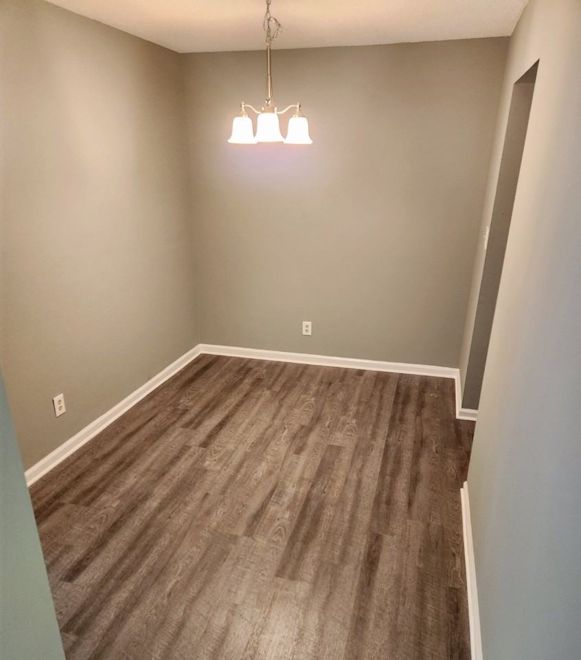 West St N #712 - Photo 3 of 6