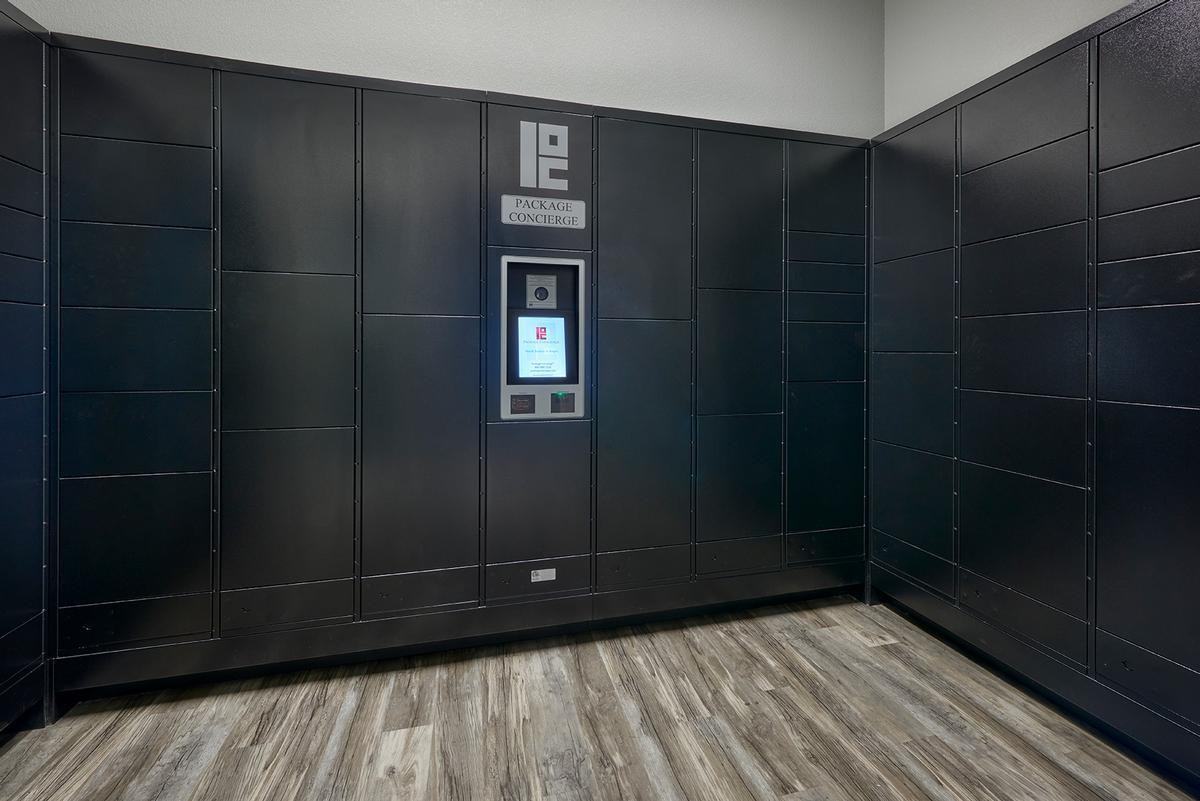 10550 E Iowa Ave - Photo 5 of 22