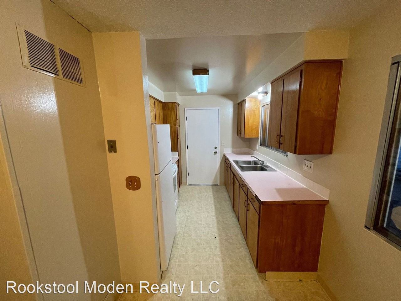 3830 Kelley Dr - Photo 3 of 17