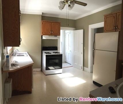 213 S Swift Ave - Photo 3 of 9