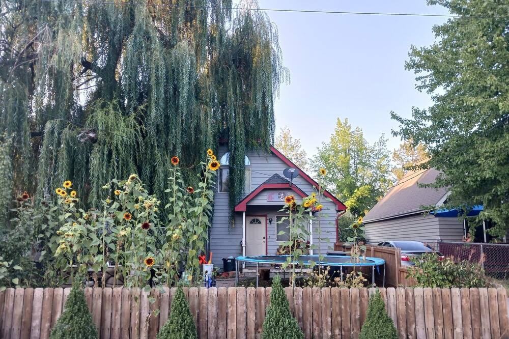 Short Term Rentals In Moscow, ID Apartments & Houses Available