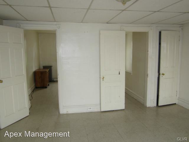 911 Allen Street - Photo 2 of 7