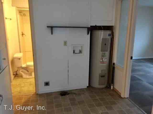 1316 Harrison Ave - Photo 3 of 5