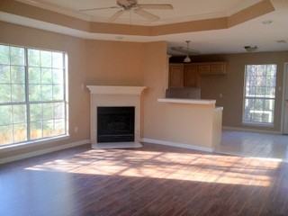 2002 Villa Drive - Photo 2 of 8