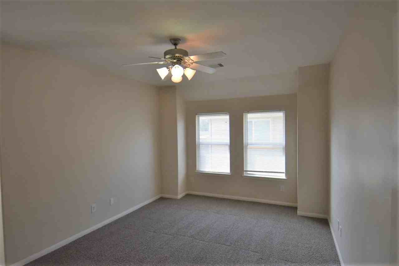 3507 Maris Way - Photo 2 of 11