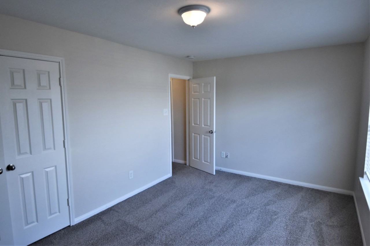 3507 Maris Way - Photo 3 of 11