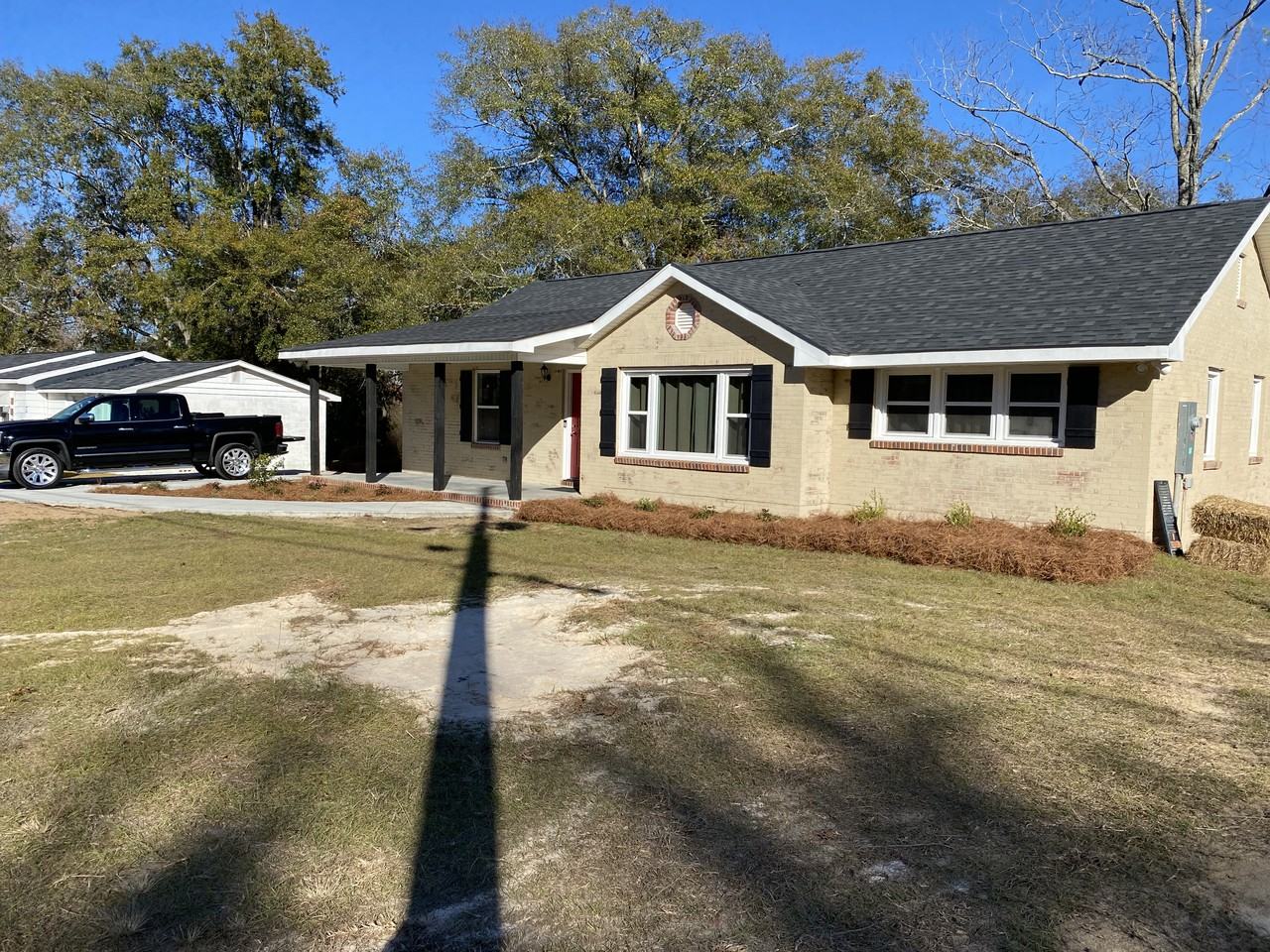 132 Rogers St - Photo 2 of 7