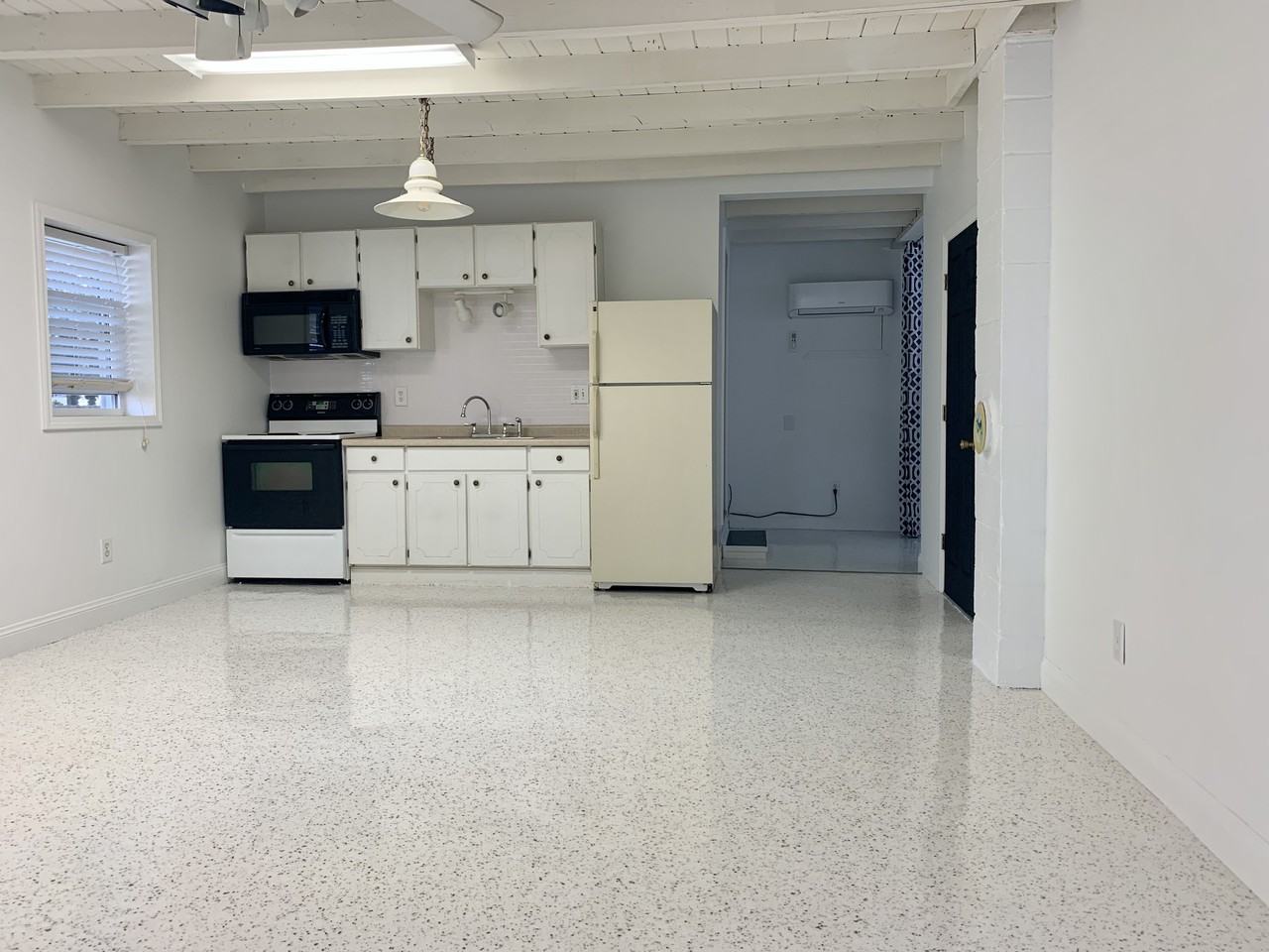 820B Allen Dr - Photo 2 of 18