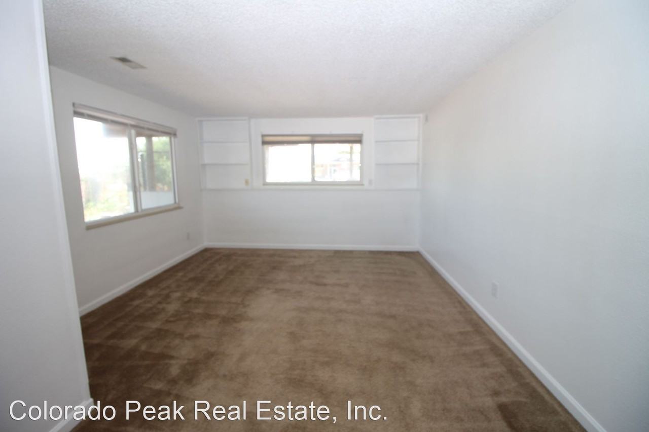 720 W Madison St - Photo 2 of 19