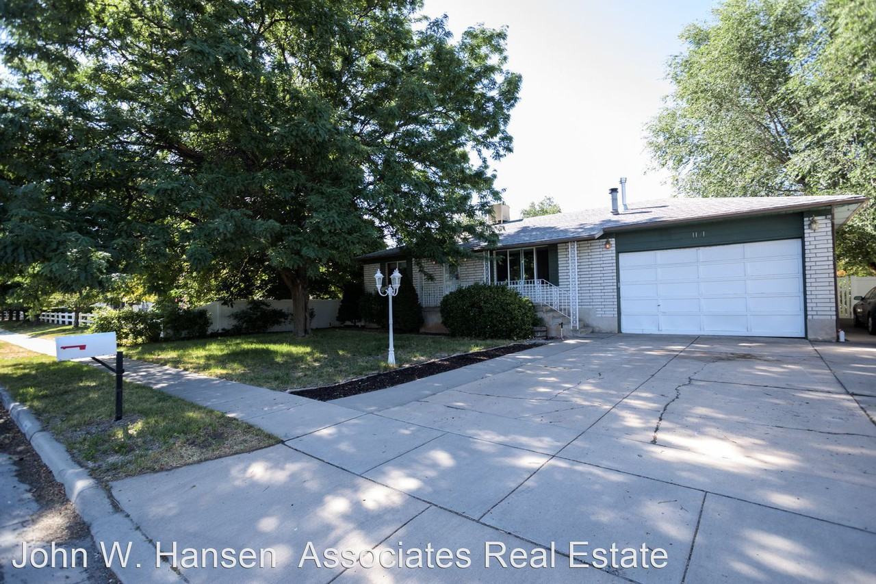 1171 W Gordon Ave - Photo 2 of 14