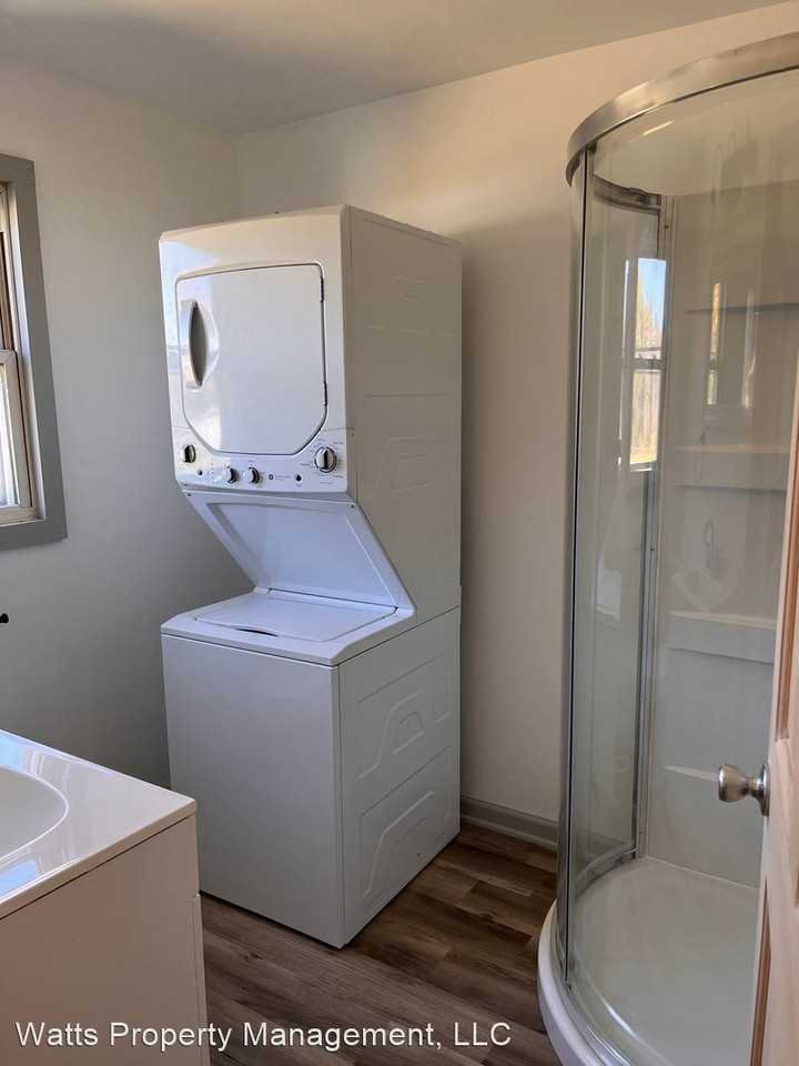 3153 Grit Rd - Photo 3 of 11