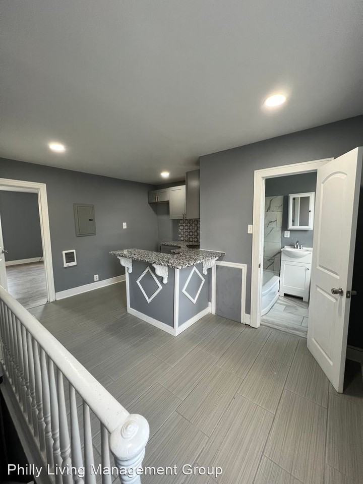 453 E Indiana Ave - Photo 2 of 9