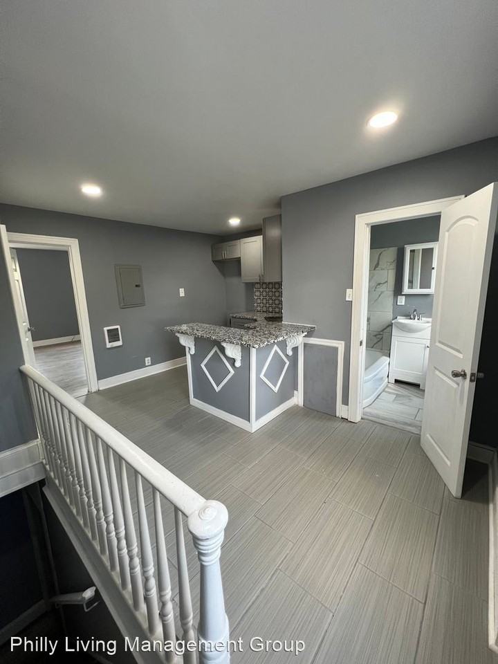 453 E Indiana Ave - Photo 3 of 9