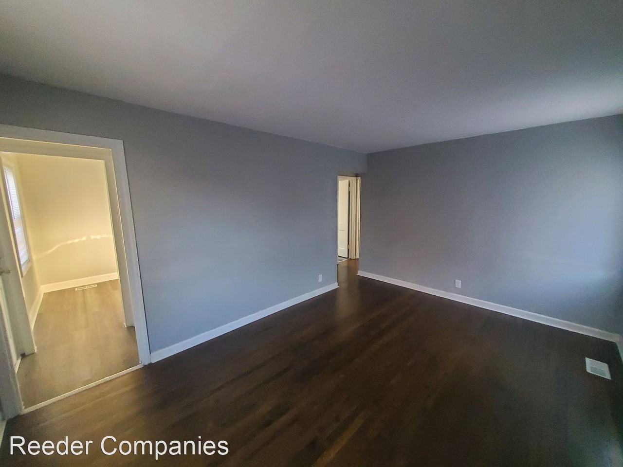 7319 Oakdale Ave - Photo 2 of 11