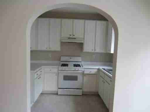 5640 Terremont Cir - Photo 2 of 17