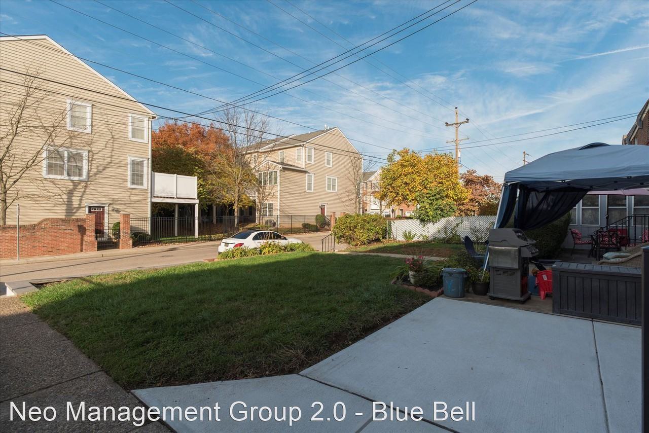 253 S Main St - Photo 3 of 15