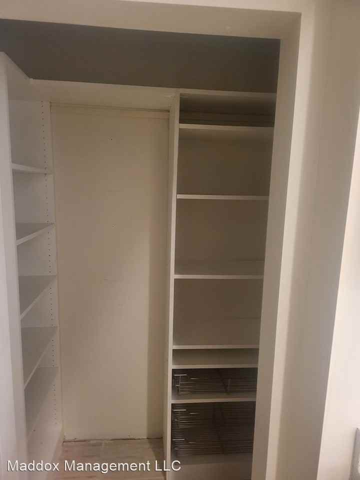 423 High St Se - Photo 3 of 7