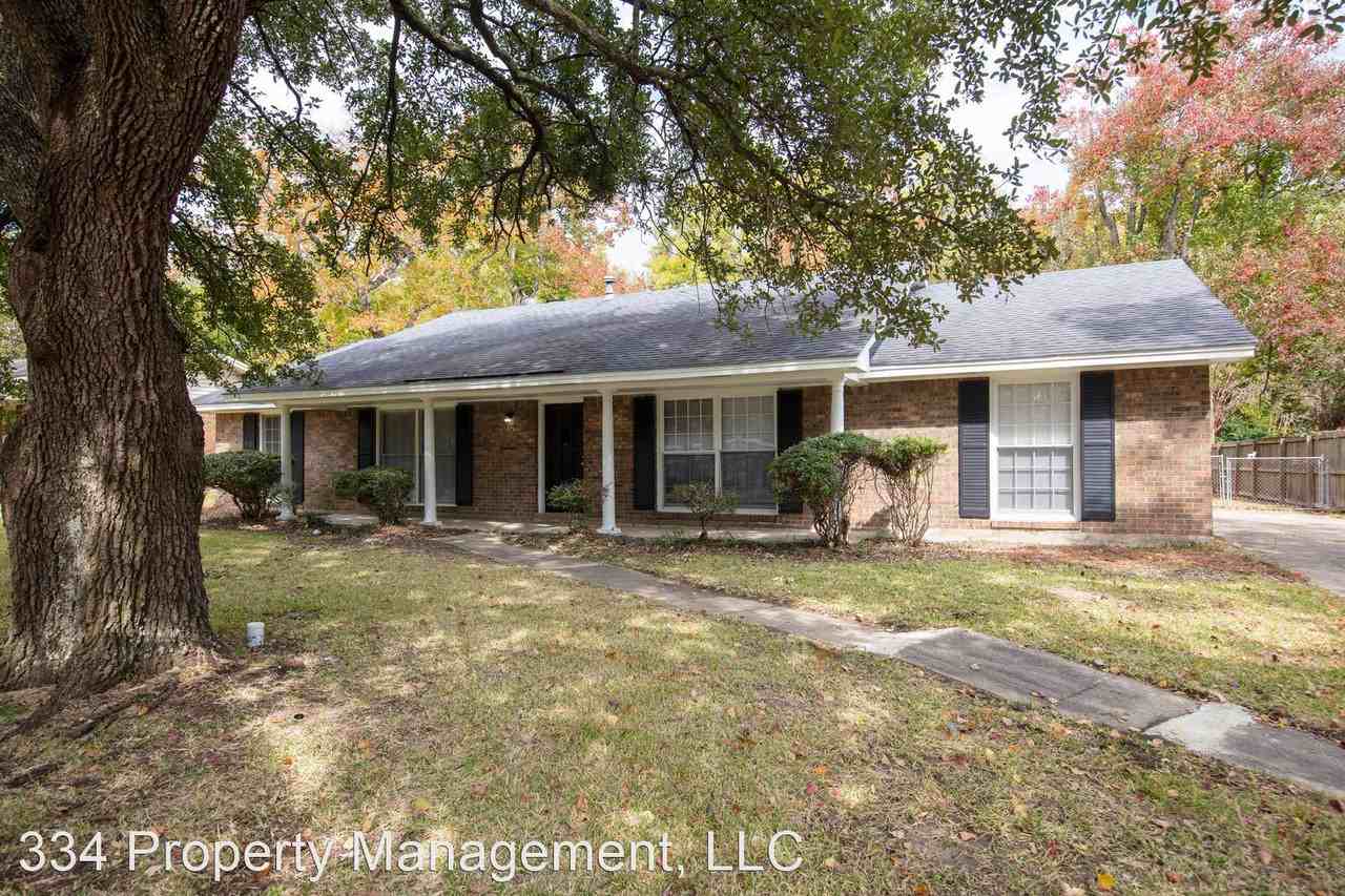 3213 Fernway Dr - Photo 2 of 31