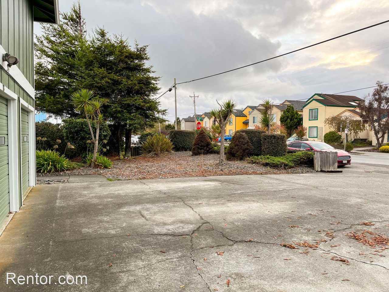 54 S G St - Photo 3 of 18