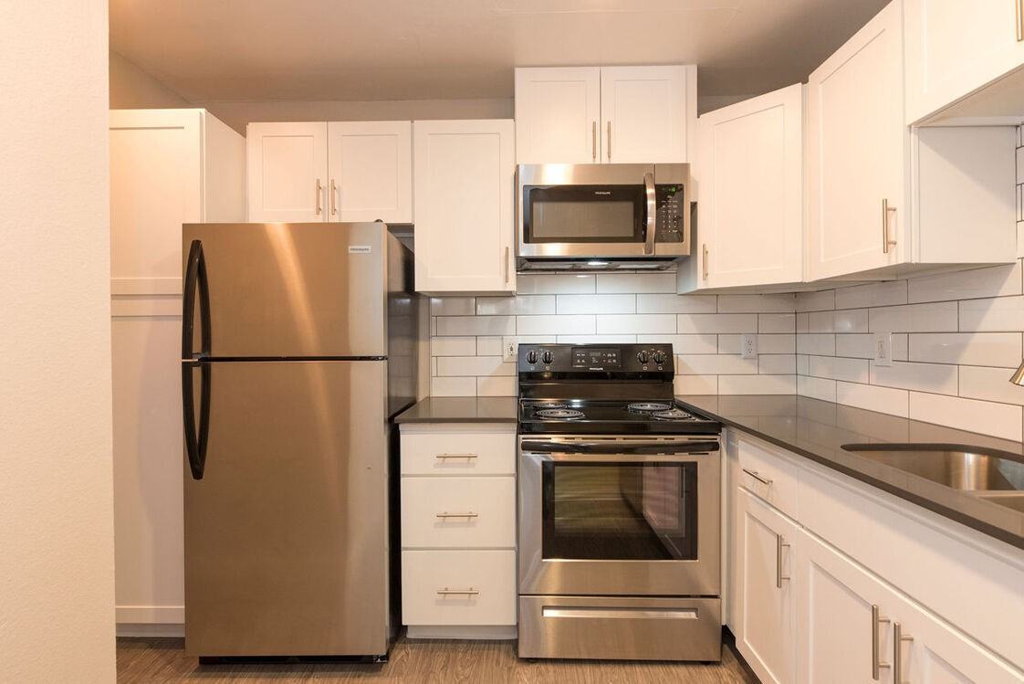 Waverly Flats - Photo 5 of 19