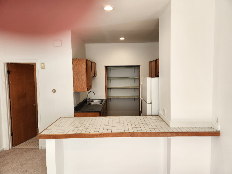 825 Russell Ave N #1 - Photo 4 of 10