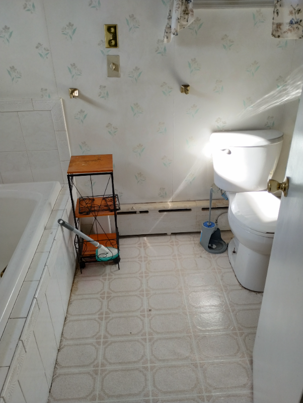 40 E Grove St - Photo 3 of 7