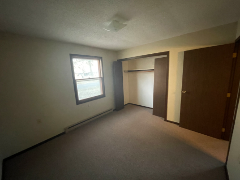 301 E 4th St #2 - Photo 3 of 7