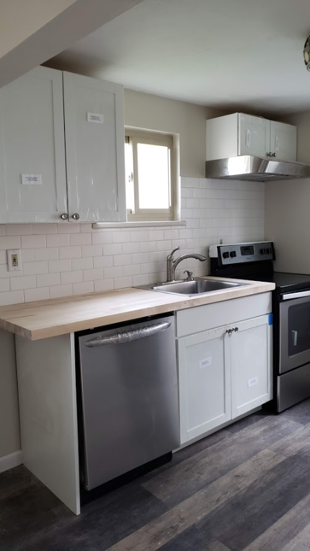 532 Center Ave - Photo 3 of 8