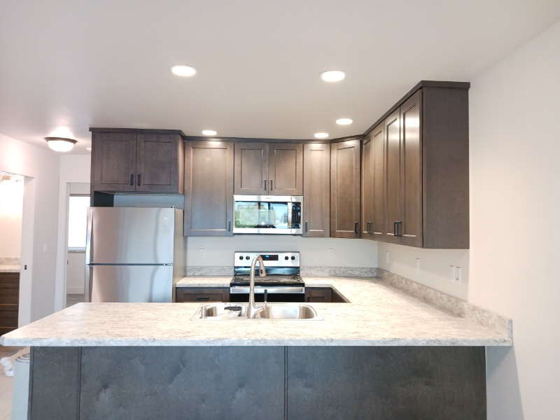 204 11th Ave W - Photo 2 of 10