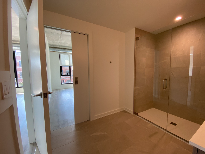 1114 W Patterson Ave #402 - Photo 3 of 12