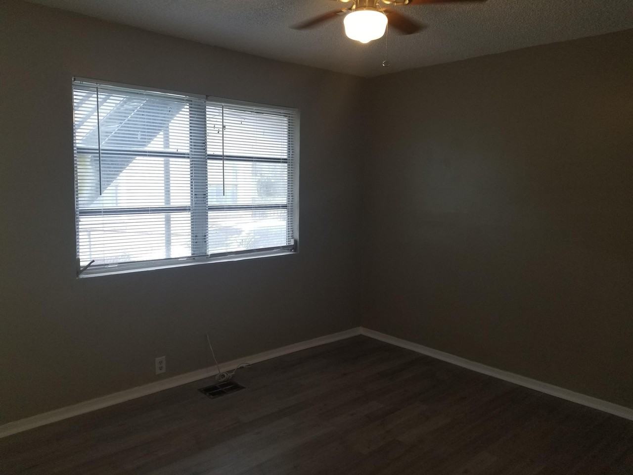 928 9th Ave S #2 - Photo 6 of 20