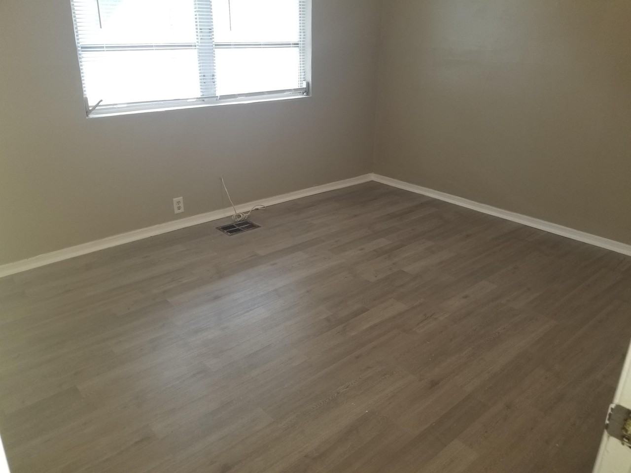 928 9th Ave S #2 - Photo 7 of 20