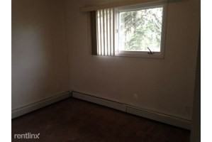 3162 Tarwater Ave - Photo 2 of 4