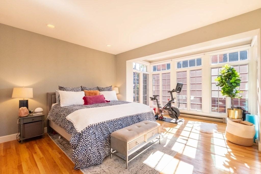 Hereford St #4 - Photo 2 of 26