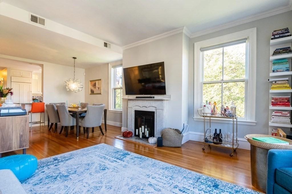 Hereford St #4 - Photo 3 of 26