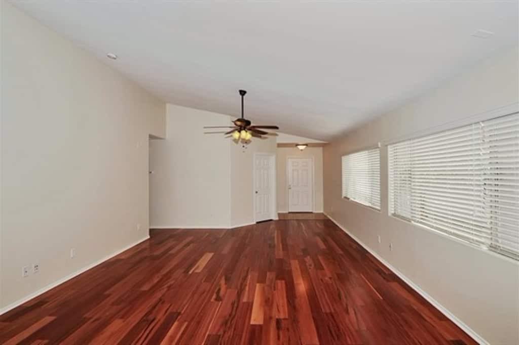 5302 W Jessica Ln - Photo 2 of 13