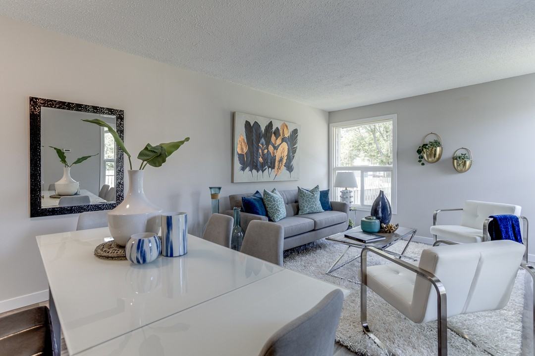 7032 Mill Woods Road South Nw - Photo 3 of 35