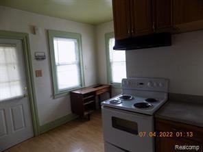 7369 Bernice - Photo 2 of 16