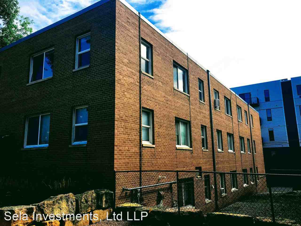 COLFAX VILLAS - Photo 2 of 8