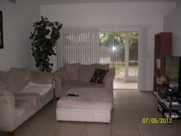 2022 Bottlebrush Dr - Photo 2 of 16