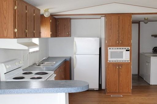 9679 Co Rd 1067 - Photo 3 of 6