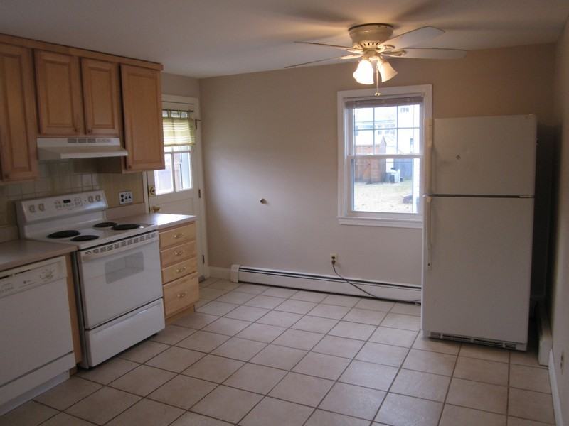 73 Marathon St #73 - Photo 3 of 9