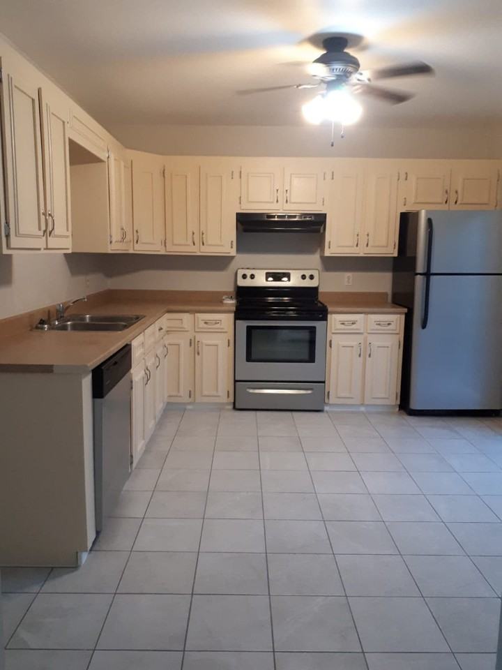 40 Lowther Drive - Photo 2 of 5