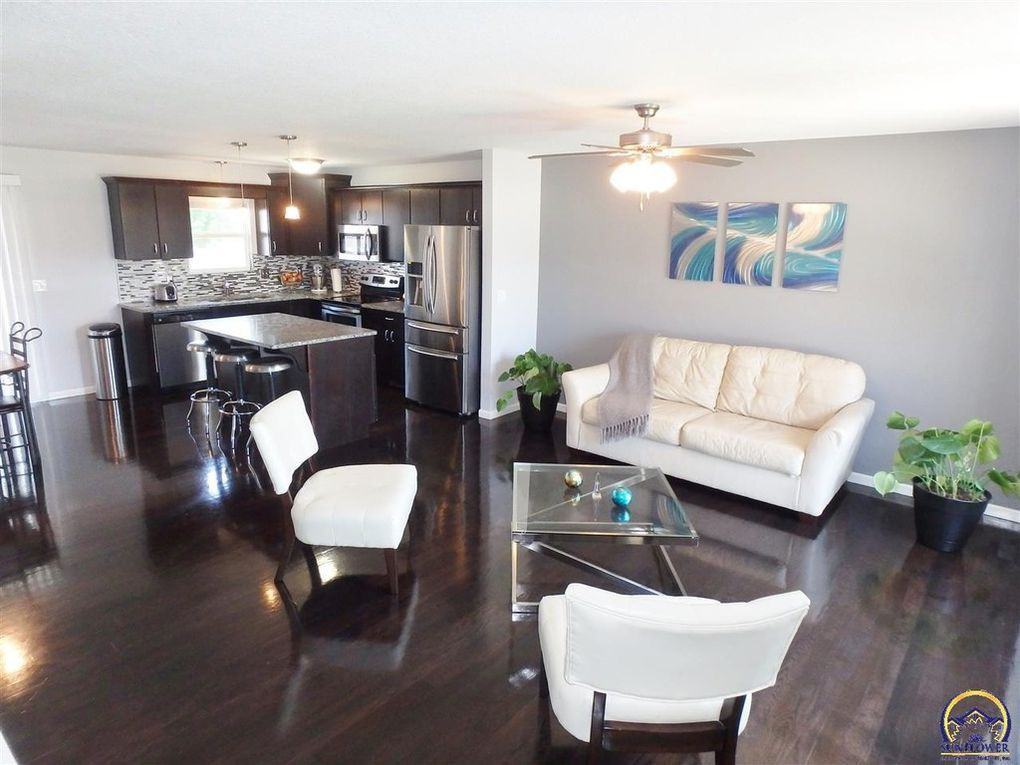 1712 Sw Valley View Dr - Photo 2 of 11