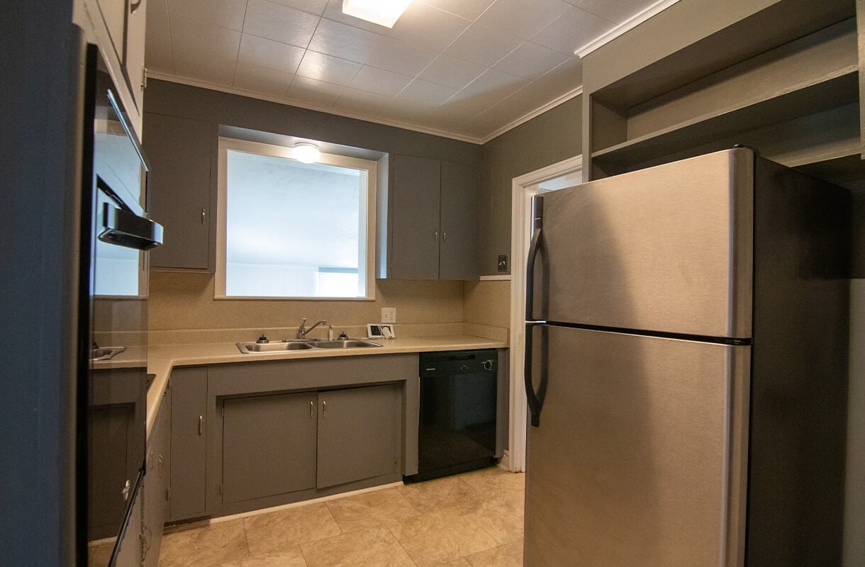 1514 Moss St - Photo 2 of 10