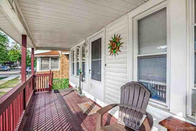 19 Sunnyside St - Photo 3 of 16