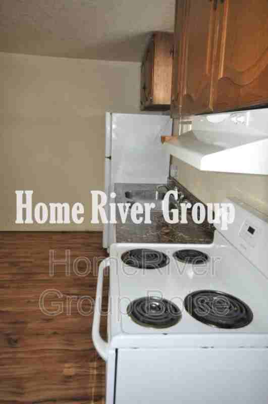 1804 S Montana Ave - Photo 2 of 10