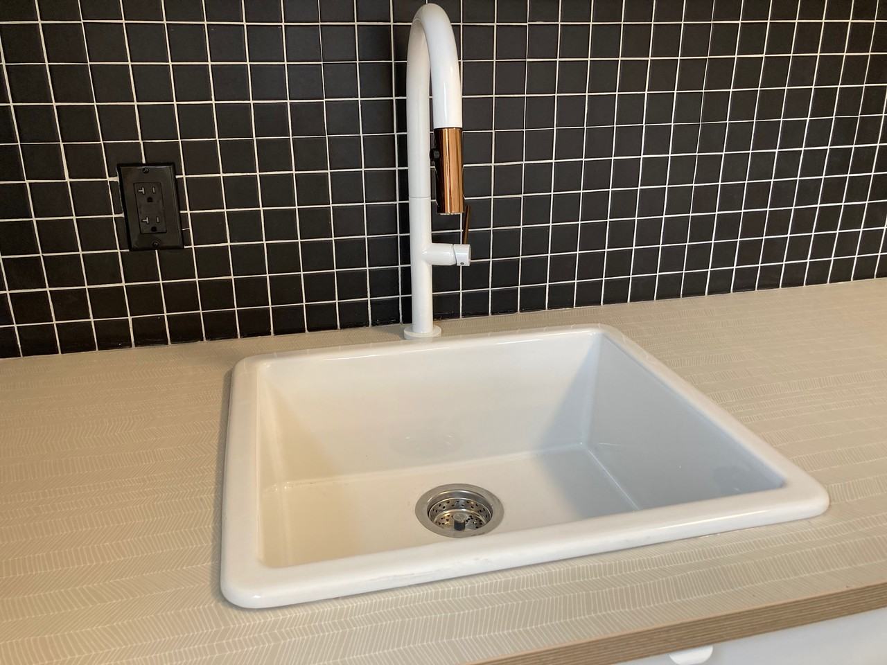 840 Ossington Avenue #2 - Photo 3 of 14