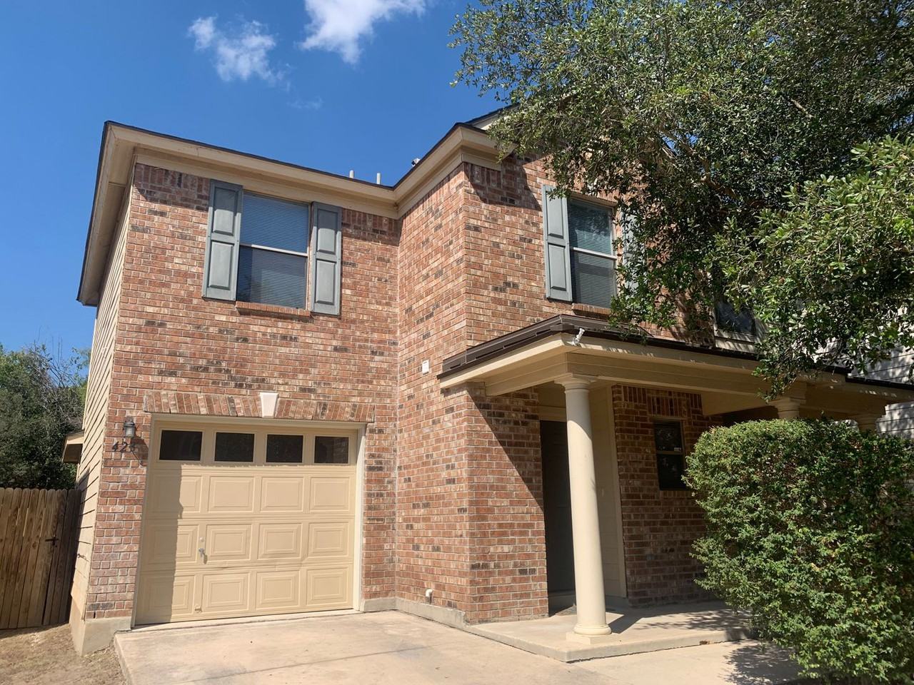 423 Mahogany Chest, San Antonio, TX 78249 3 Bedroom Apartment for